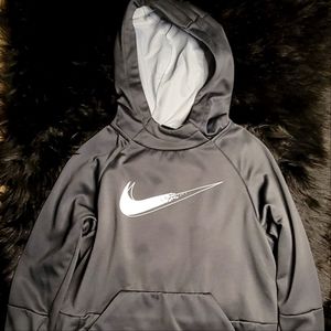 Boys Nike dri-fit hoodie